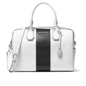 MICHAEL KORS Mercer medium black/white duffel bag